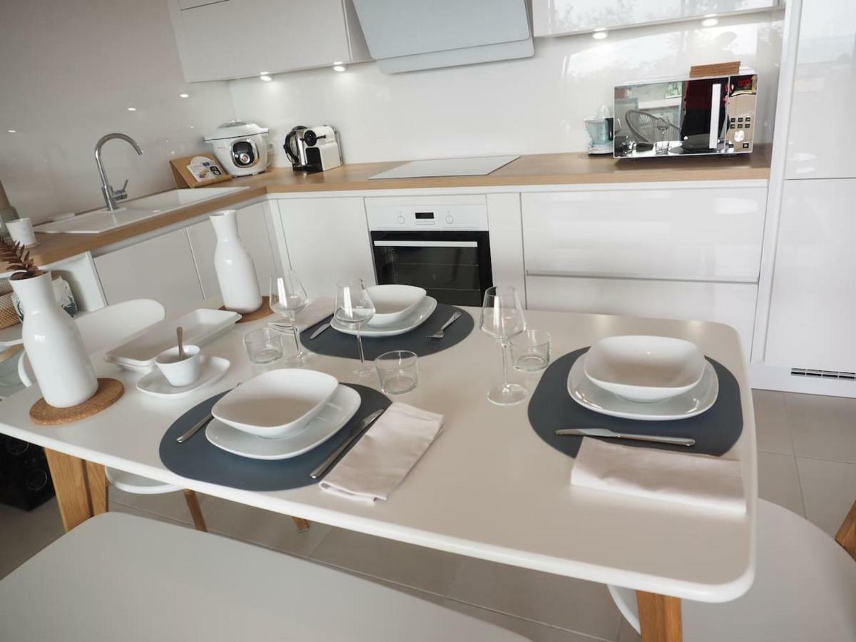 La Londe La Mer : Appartement Proche Plages & Vue Superbe Sur Les Iles D'Or Esterno foto