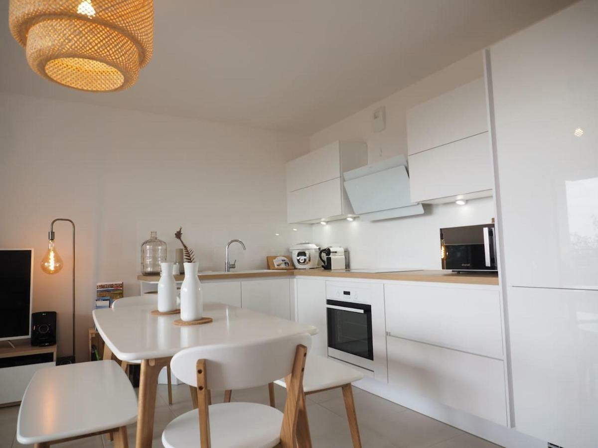 La Londe La Mer : Appartement Proche Plages & Vue Superbe Sur Les Iles D'Or Esterno foto