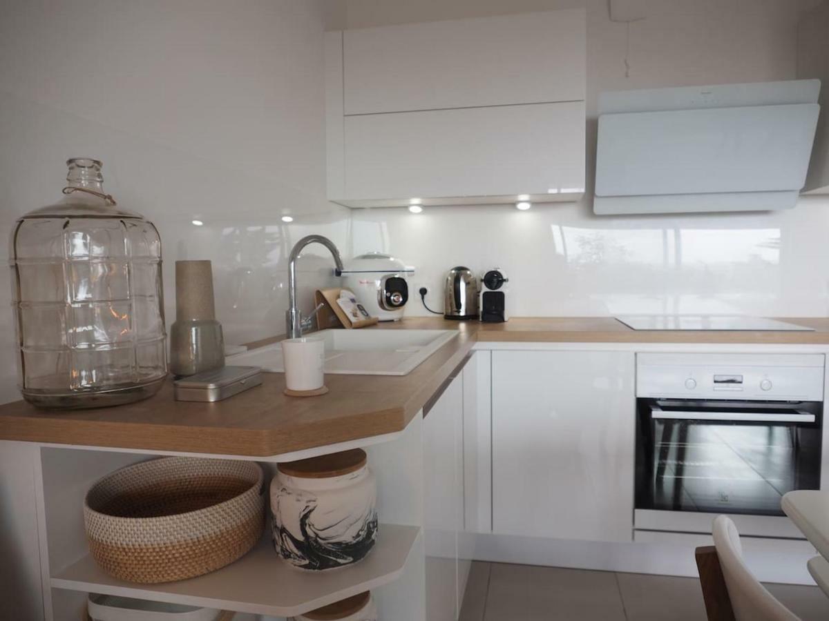 La Londe La Mer : Appartement Proche Plages & Vue Superbe Sur Les Iles D'Or Esterno foto