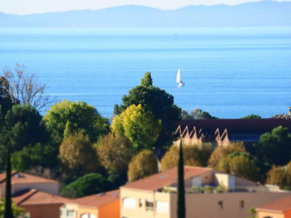 La Londe La Mer : Appartement Proche Plages & Vue Superbe Sur Les Iles D'Or Esterno foto