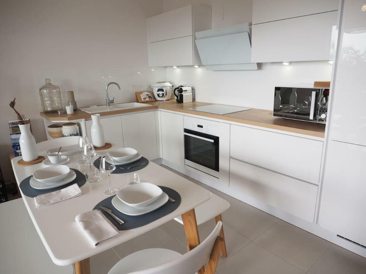 La Londe La Mer : Appartement Proche Plages & Vue Superbe Sur Les Iles D'Or Esterno foto